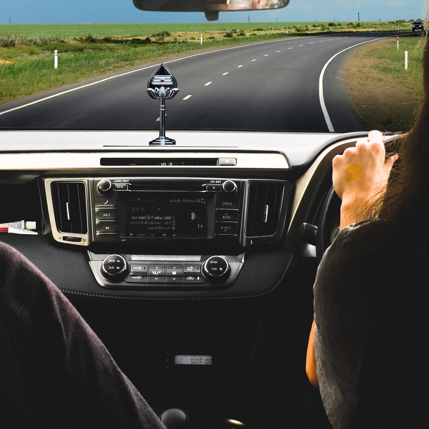 Premium quality Murugar Vel for Car Dashboard